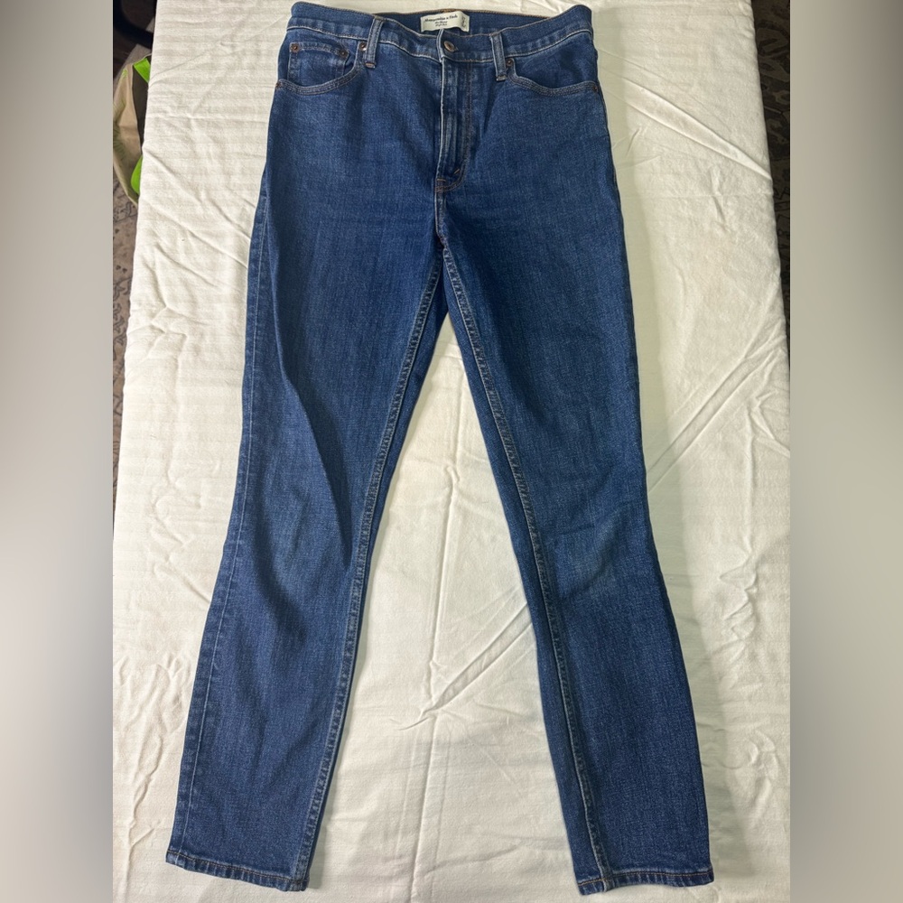 Abercrombie & Fitch High Rise Skinny Jeans